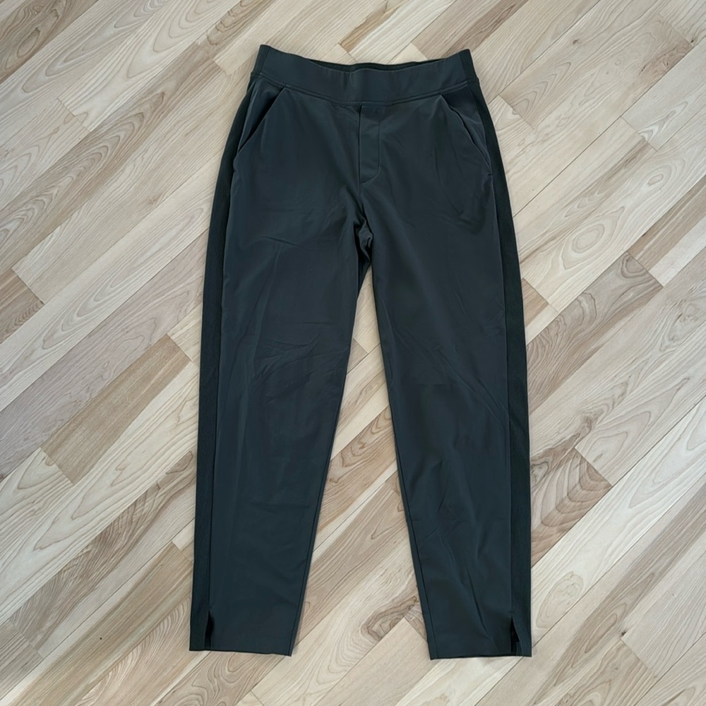 Athleta Brooklyn Ankle Pant 6 Olive
